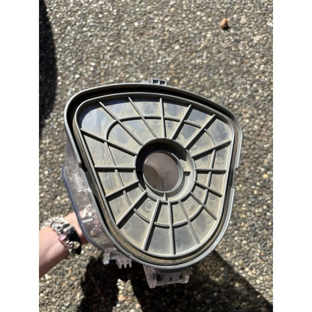 Shark‎ NV360 Navigator Lift Away Replacement Dirt Canister Blue